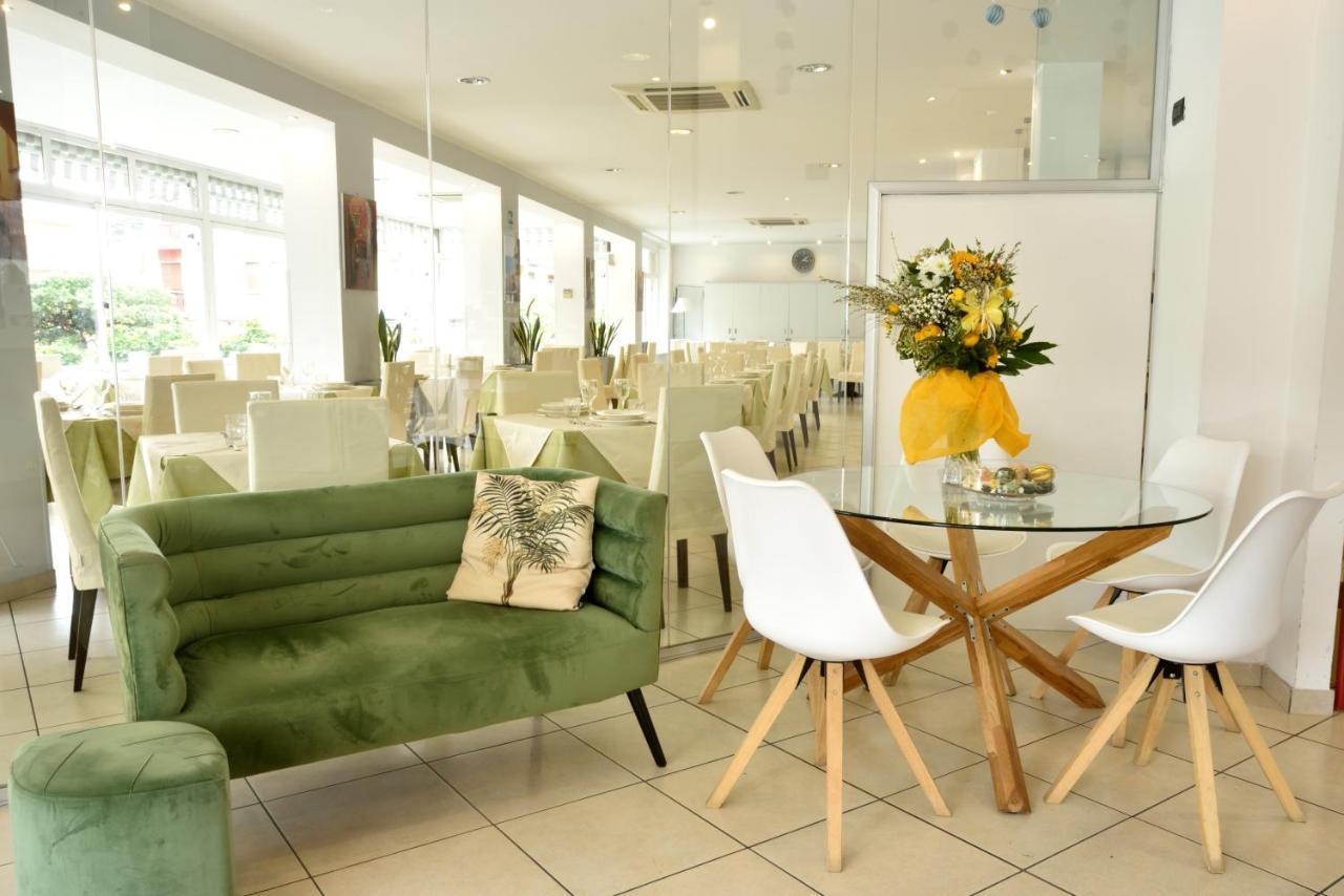 סן ברתולומיאו אל מארה Hotel Ristorante La Marina Mhotelsgroup מראה חיצוני תמונה