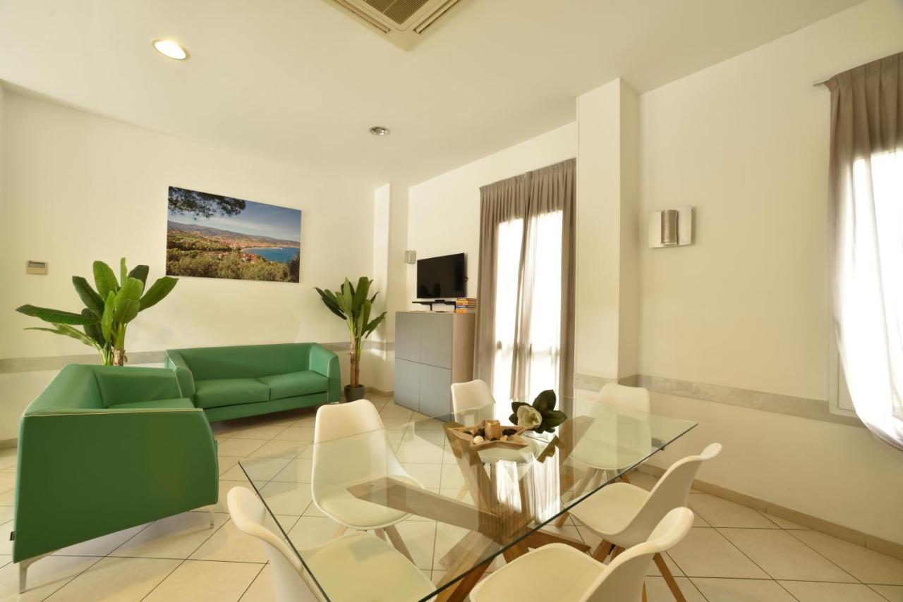 סן ברתולומיאו אל מארה Hotel Ristorante La Marina Mhotelsgroup מראה חיצוני תמונה